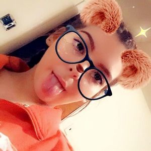 Meet your Posher, Haley